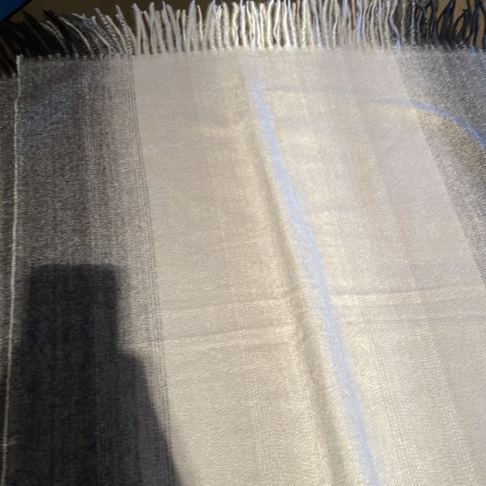 Softest wrap ever! - Picture 2 of 4
